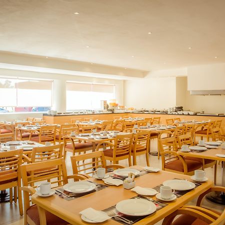 Fiesta Inn Aguascalientes Ngoại thất bức ảnh