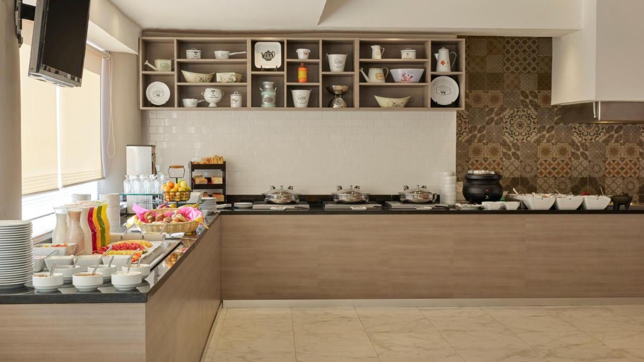 Fiesta Inn Aguascalientes Ngoại thất bức ảnh